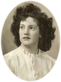 Maxine Rutter, Pickett High School, St. Joseph, Buchanan County, Missouri, USA, Class of 1945