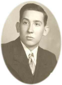 Wayne Farris, Pickett High School, Class of 1951, St. Joseph, Buchanan County, Missouri, USA