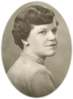Patricia Pinzino, Pickett High School, Class of 1952, St. Joseph, Buchanan County, Missouri, USA